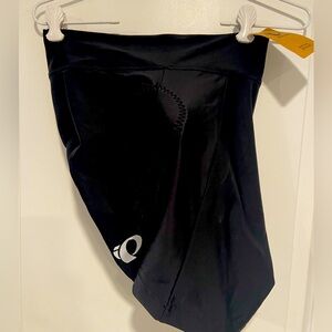 Women’s bike shorts with padding